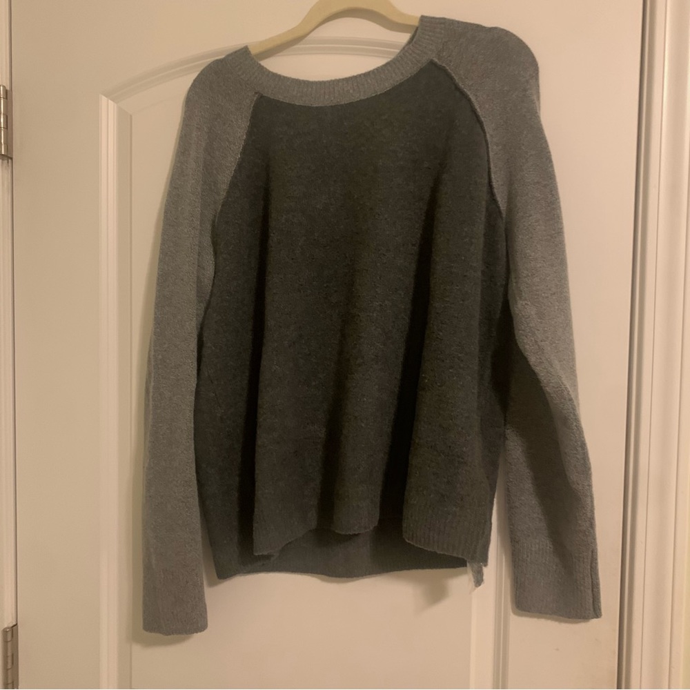 SUPER COZY GRAY LONG SLEEVE SWEATER 🩶